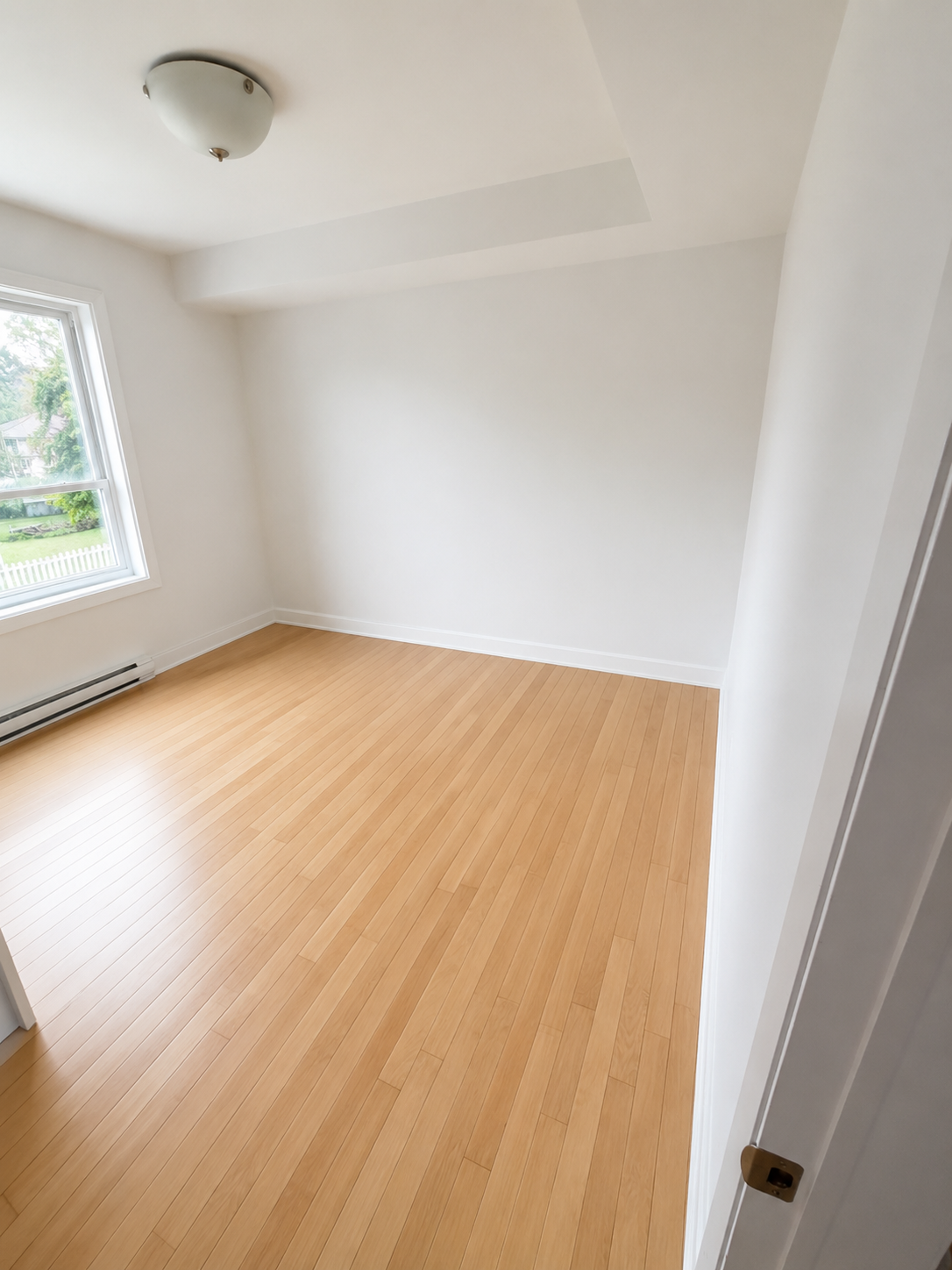 bedroom 2- 493 90e ave 493 90e Ave, H8R 2Z8