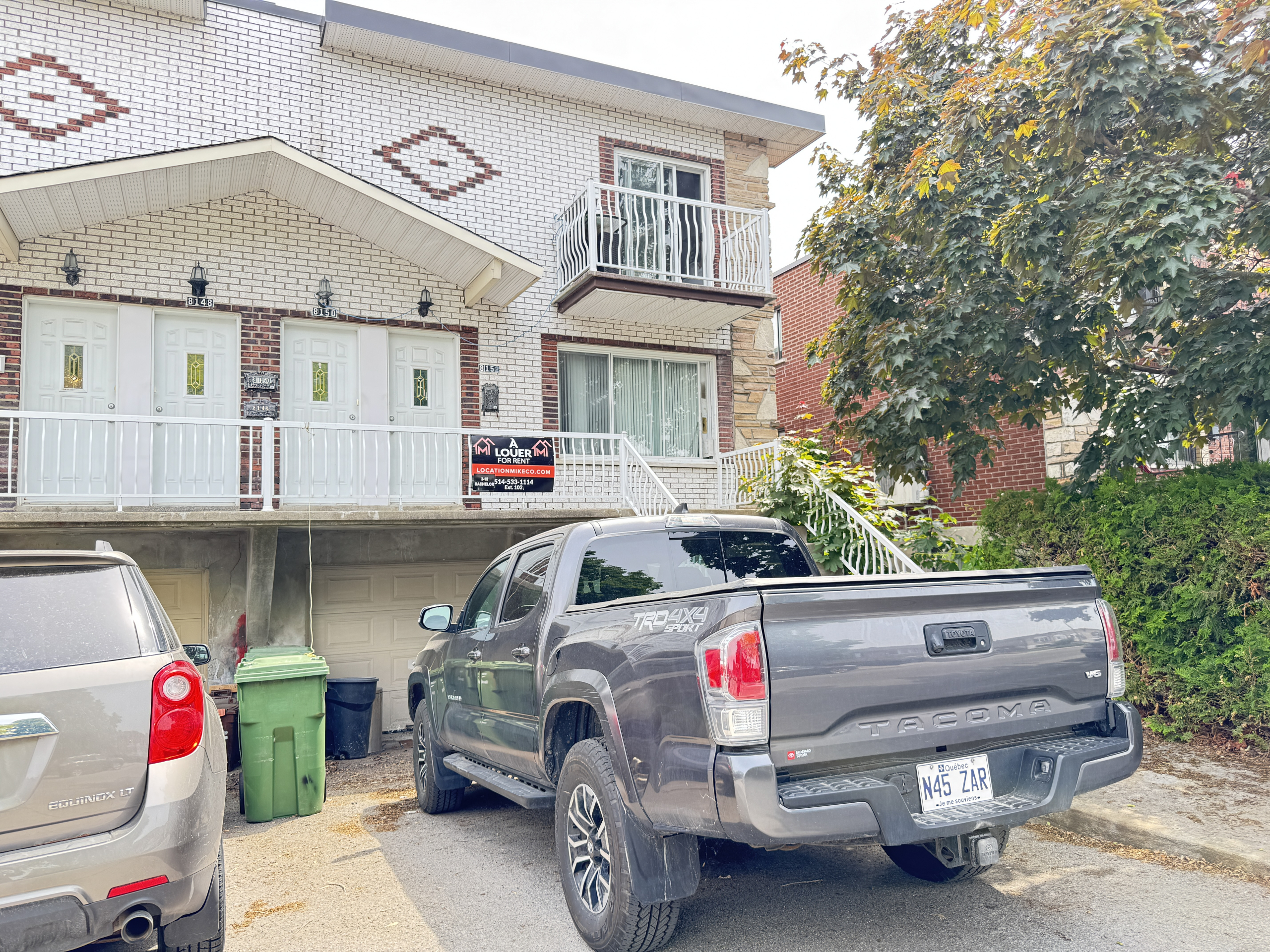 8152A Mongeau Exterior 8152A Mongeau, Lasalle (Bachelor)