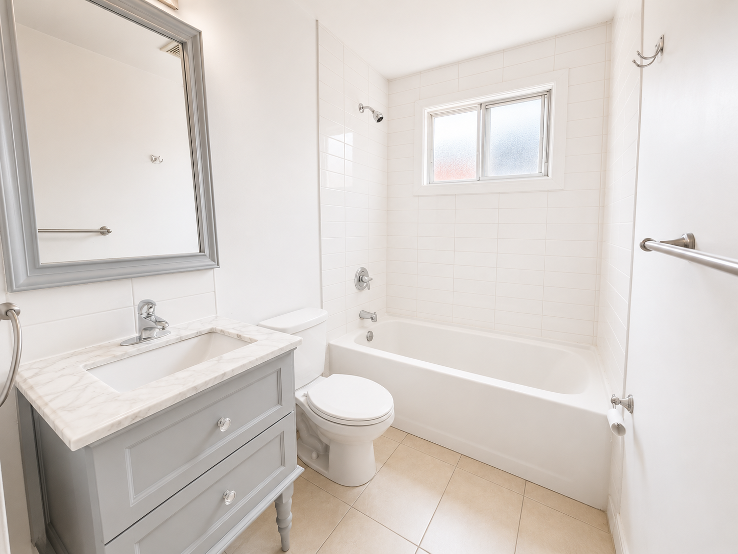 2185 Rue Thierry, LaSalle (Upper duplex)