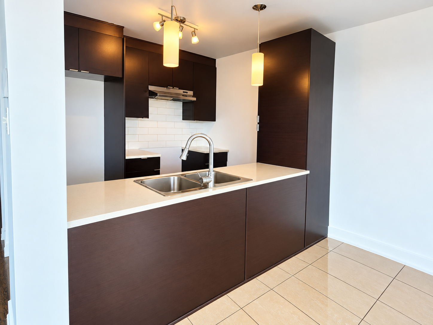 8372 Dora Unit 301, Lasalle